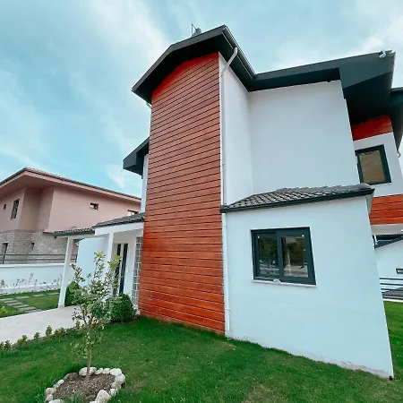 Fethiye'De Muestakil Havuzlu 4 Yatak Odali Muestakil Villa Olive Βίλα