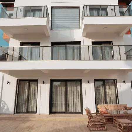 Fethiye'De Muestakil Havuzlu 4 Yatak Odali Muestakil Villa Olive Βίλα *
