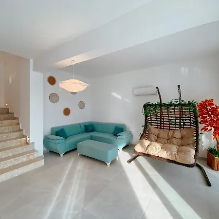 Fethiye'De Muestakil Havuzlu 4 Yatak Odali Muestakil Villa Olive Φετιγιέ