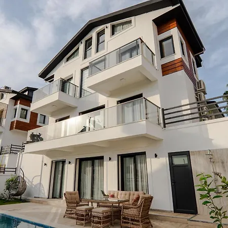 Βίλα Fethiye'De Muestakil Havuzlu 4 Yatak Odali Muestakil Villa Olive Φετιγιέ