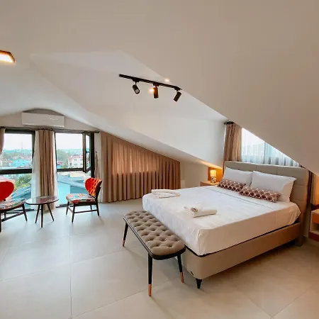 Villa Fethiye'de Müstakil Havuzlu 4 Yatak Odalı Müstakil Villa Olive *